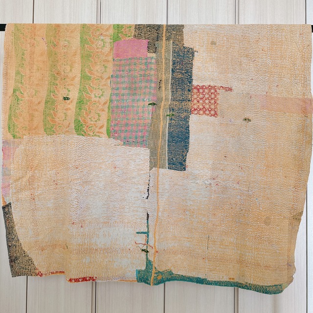 インド ヴィンテージカンタキルト VK001 | 125cm × 163cm