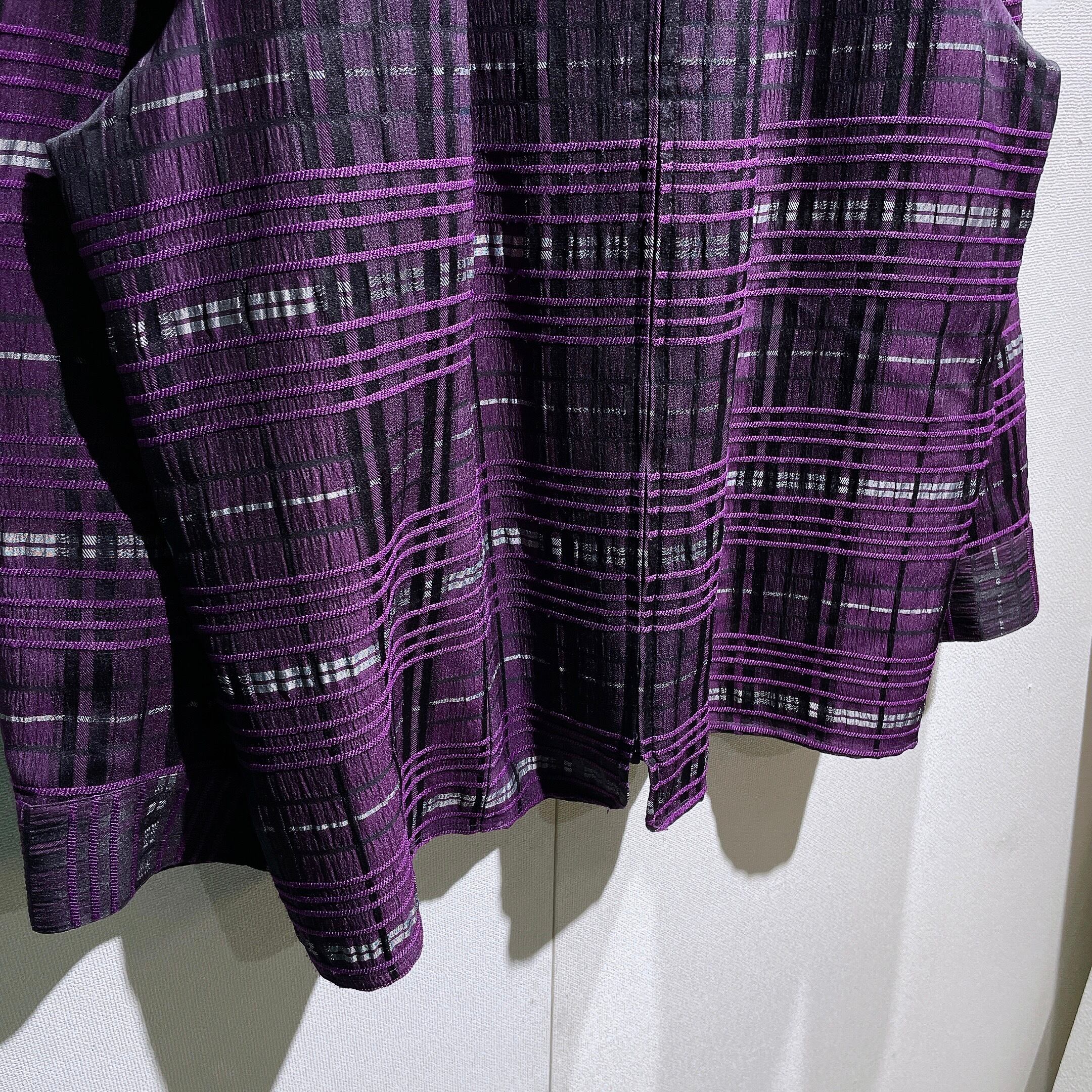 Bewitching Beautiful purple × solid embbossed Design full zip jacket