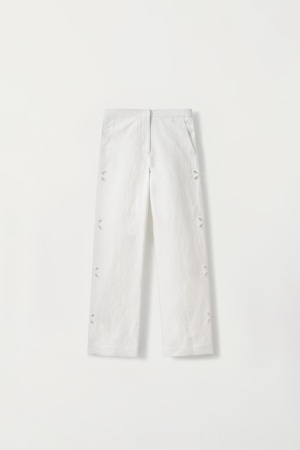 [NOTHING WRITTEN] Lia cutout pants (Off white) 正規品 韓国ブランド 韓国通販 韓国代行 韓国ファッション ナッシングリトゥン 日本 店舗