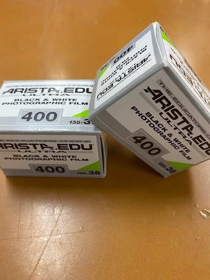 Arista EDU Ultra 白黒フィルムISO400, 35mm x 36枚