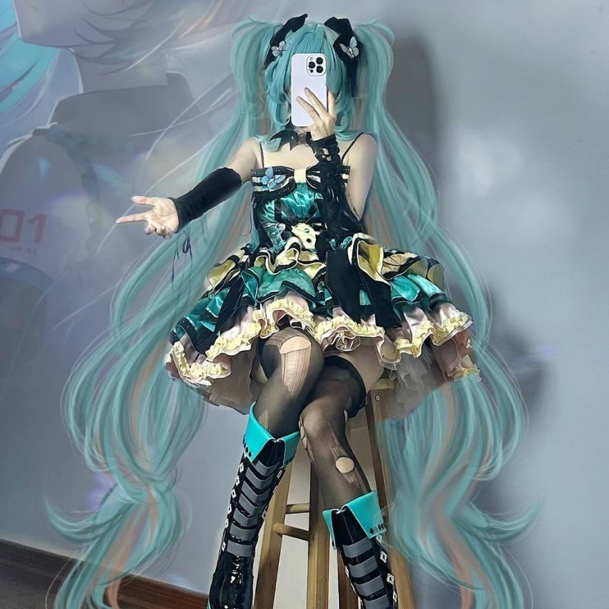 キラキラ アイドル衣装 ライブ ステージ衣装 ワンピース パンク イベント衣装 コスプレイヤー