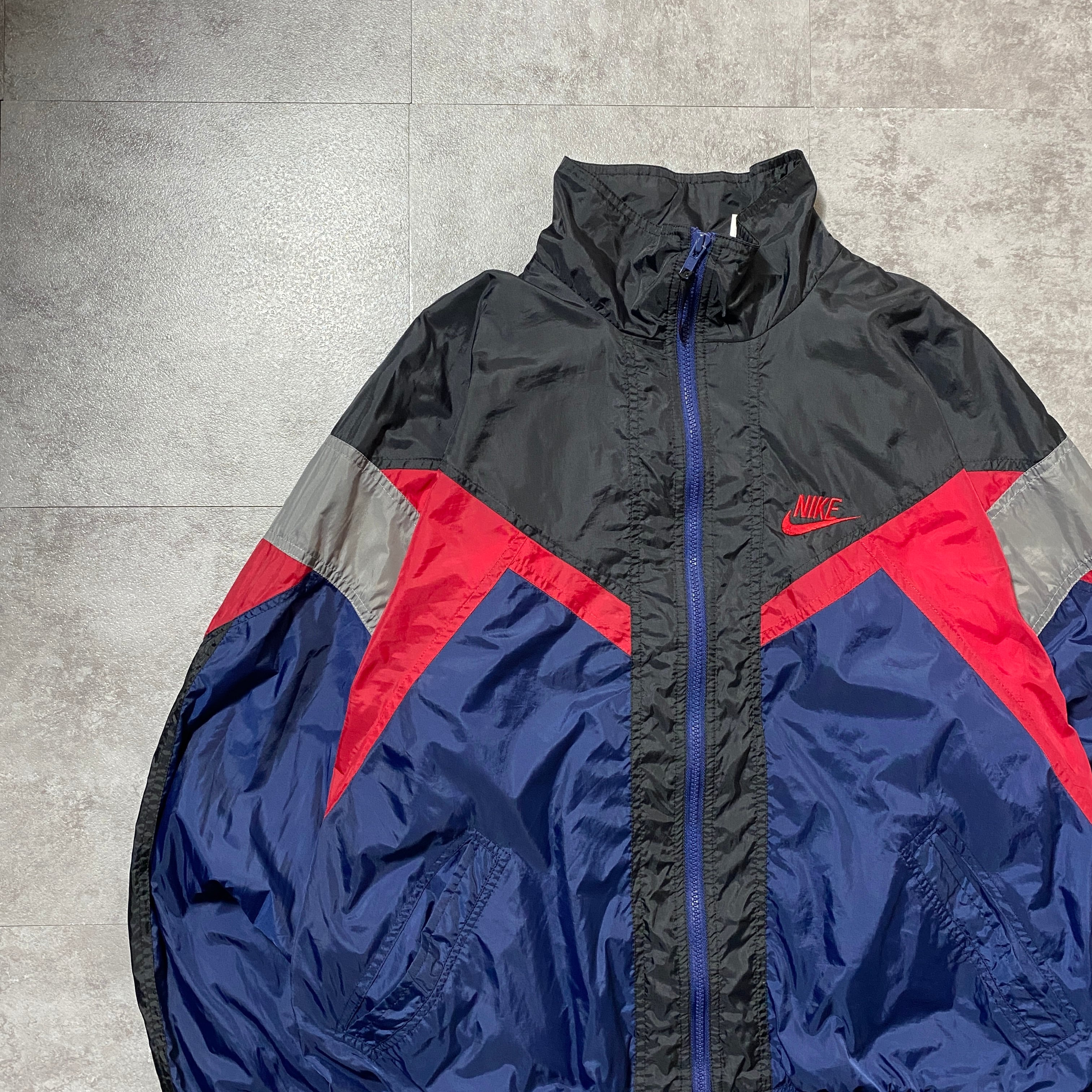 Nylon jacket | used_clothing_katharsis