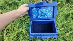 ペトリキウカ塗りのジュエリーボックス 24cm（ティモシェンコ作）ウクライナ製
