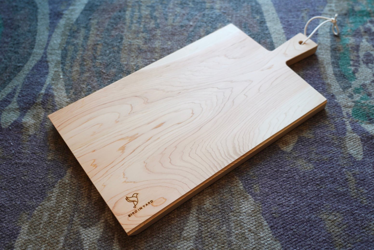 100年木 国産ひのき一枚板カッティングボード（コットン紐付）