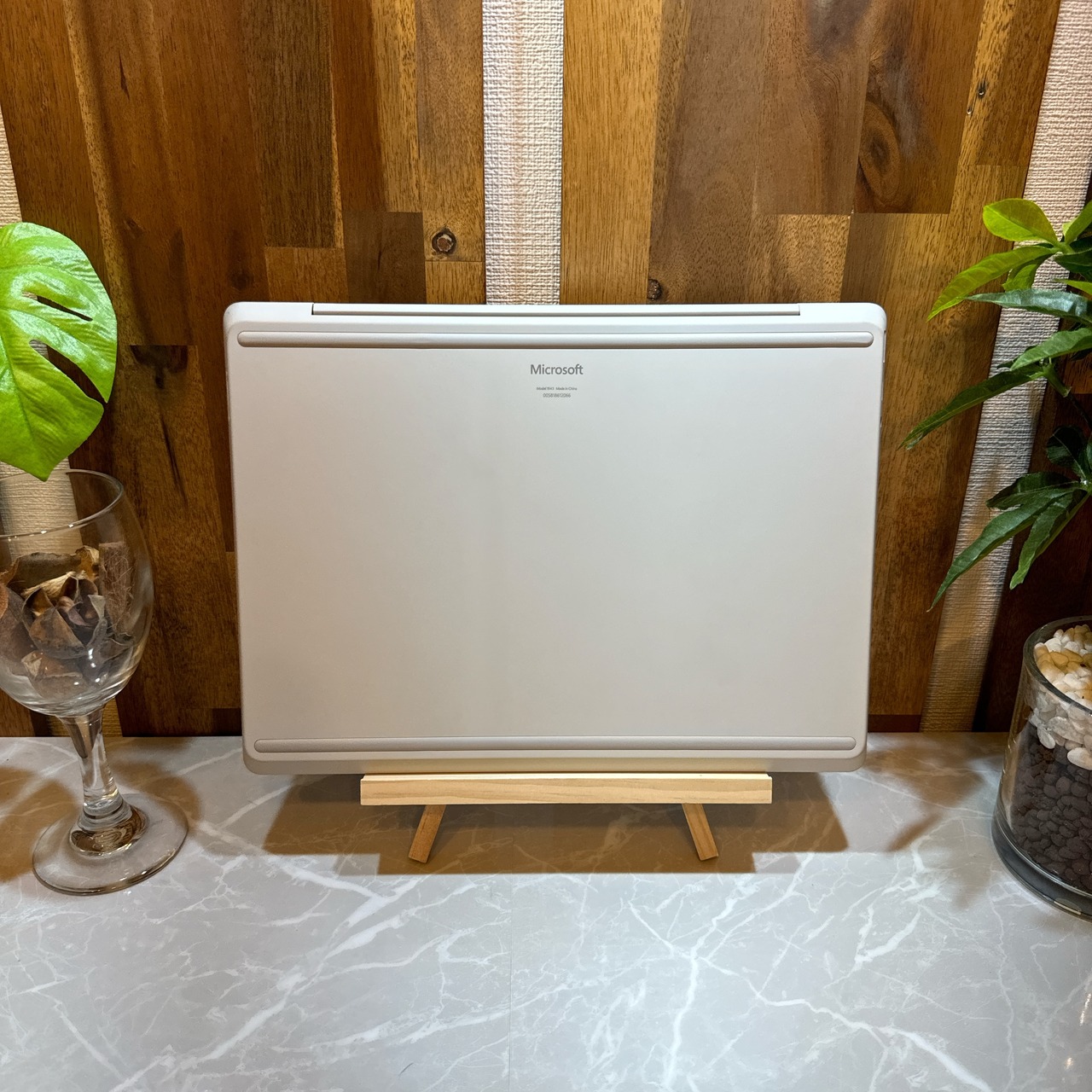 【美品 2020年式】 Microsoft Surface Laptop Go / 第10世代 Core i5-1035G1 / メモリ8GB / SSD128GB / 12.4インチ