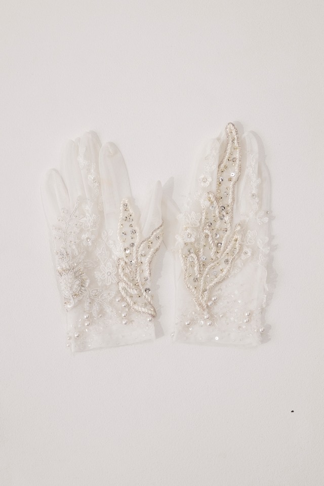 [Limited 5] Upcycled Wedding Gloves (white)