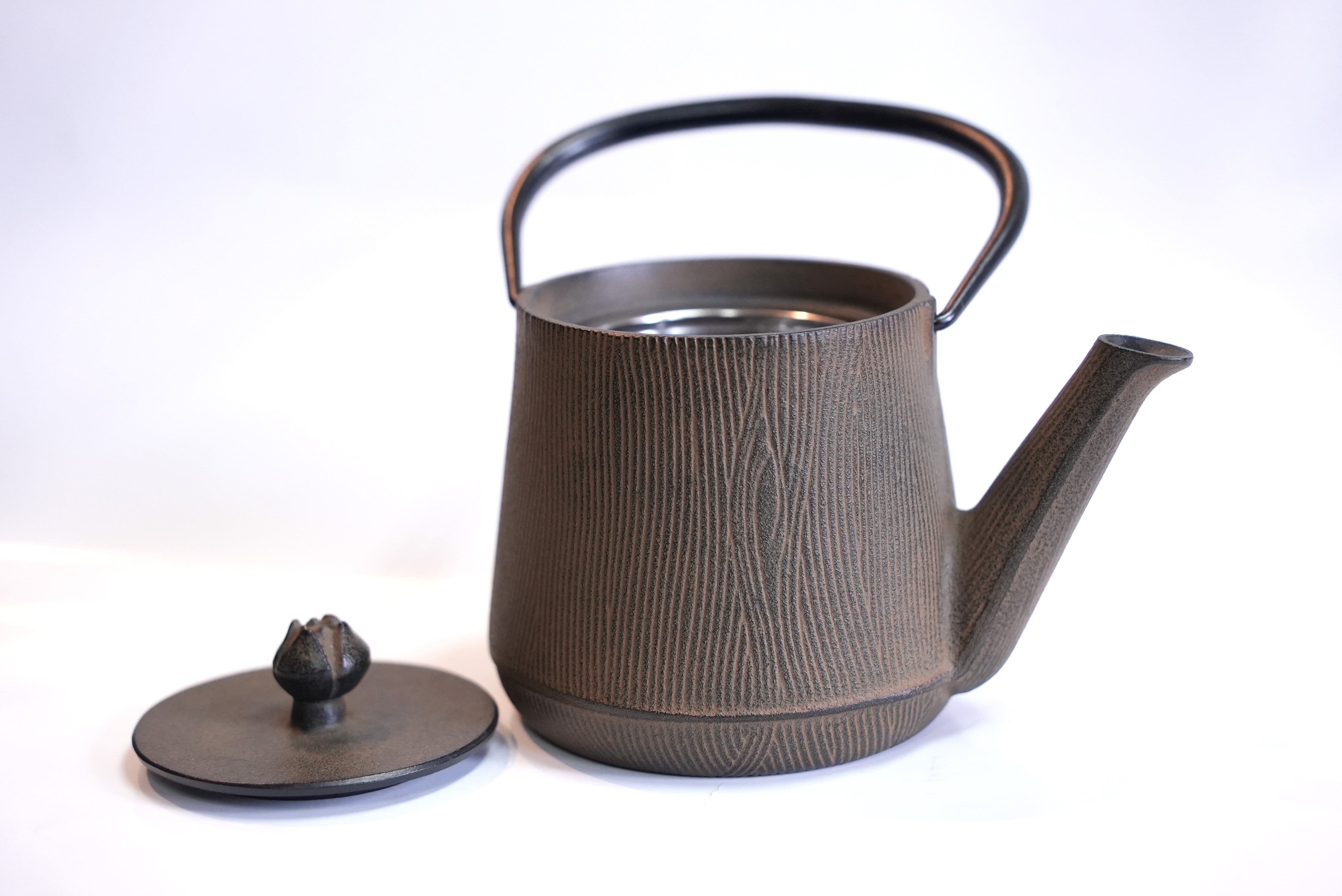 受注生産品)南部鉄器 鉄瓶 ウッドグレイン ひさご色 0.6L | 1848年創業