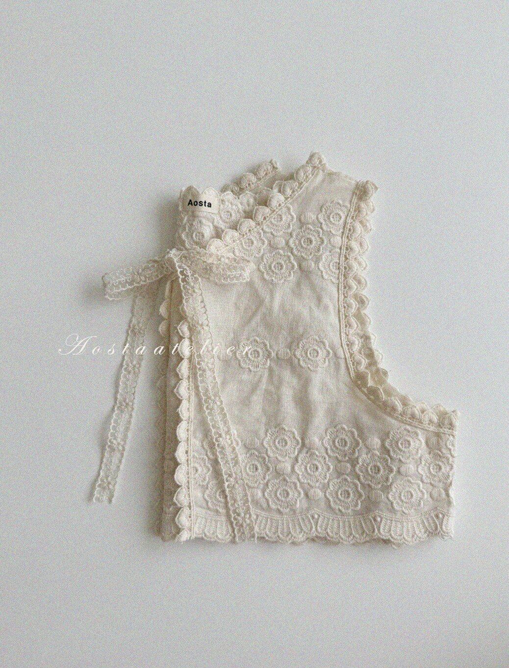 sold out»«Aosta» レースベスト 2colors | capucapu