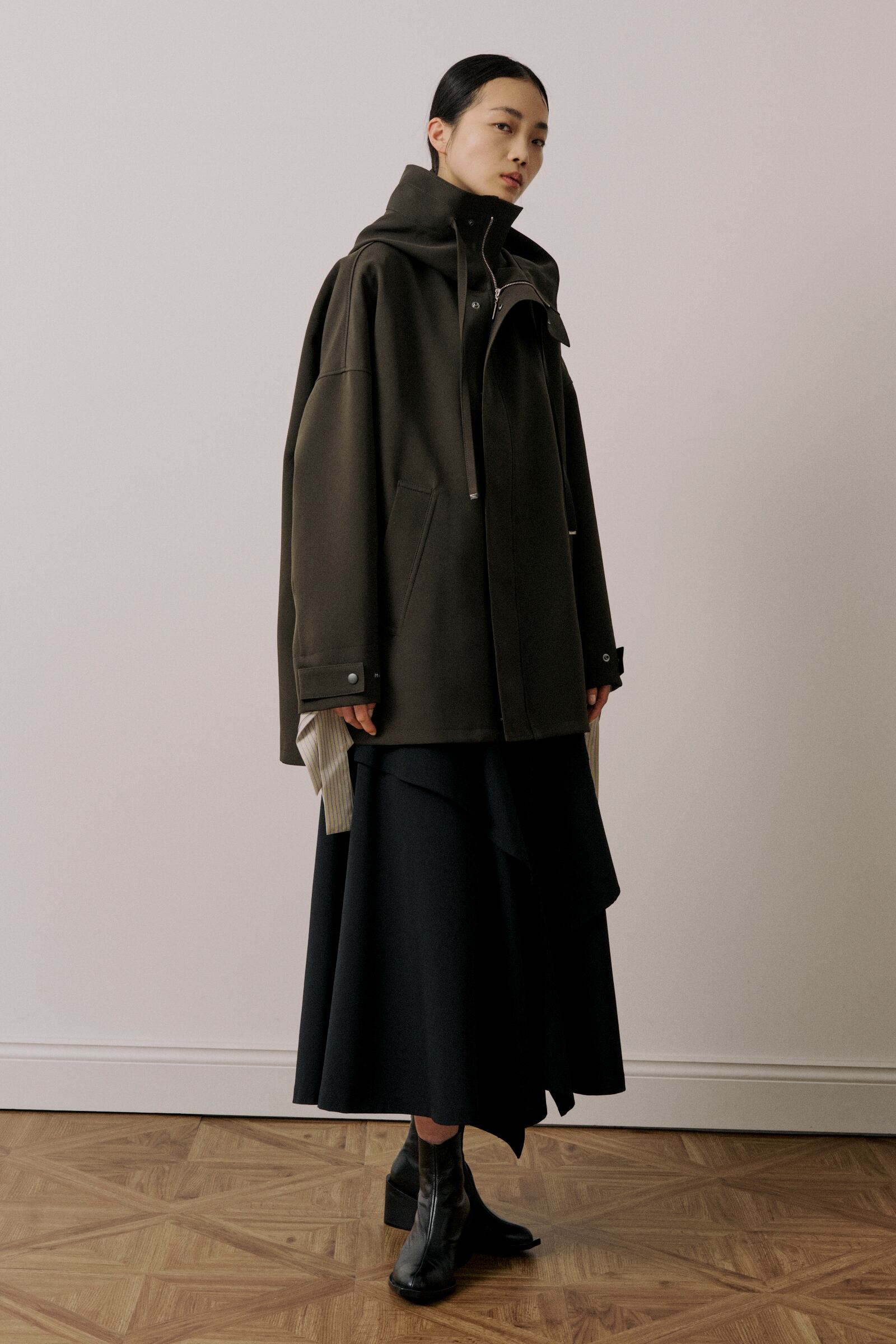 unused スリーレイヤー　ブラック防水ブルゾン　サイズ0 0_042_ZG 無縫製”Zシリーズ” ライトシェルスタンド グラフィック