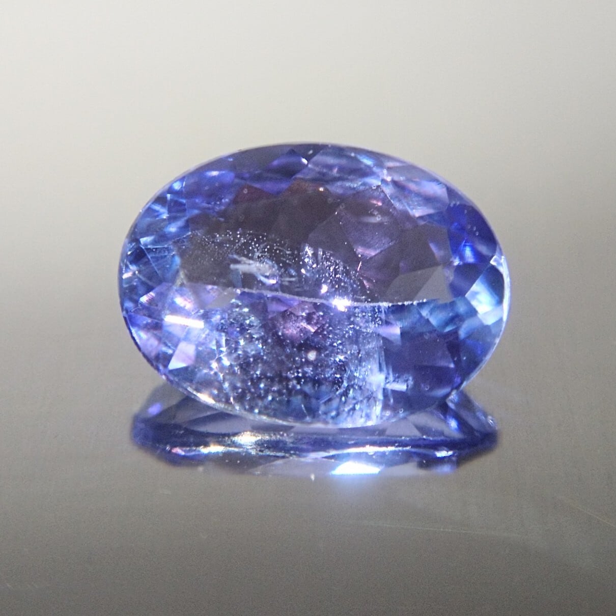 タンザナイト ルース 天然 0.99ct B | Chainon