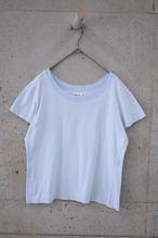 Light blue short-sleeved shirt