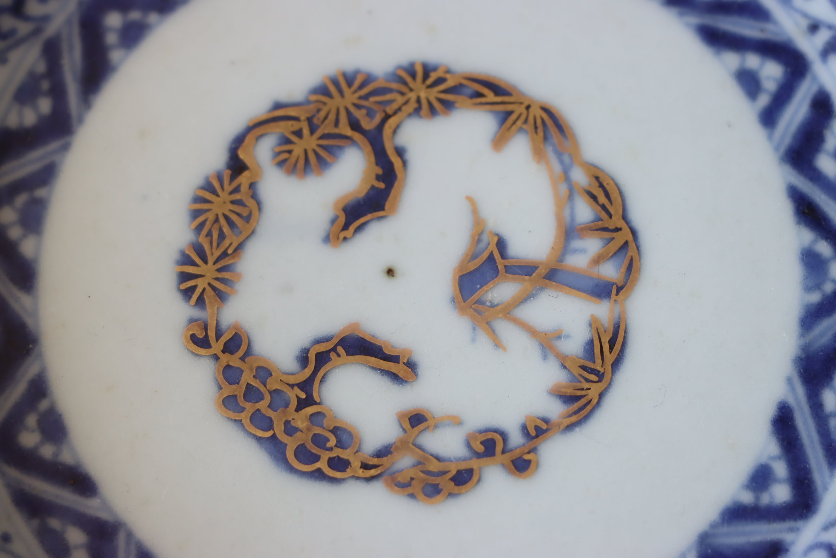 古伊万里 染付 花唐草文 膾皿 | (有)新原美術