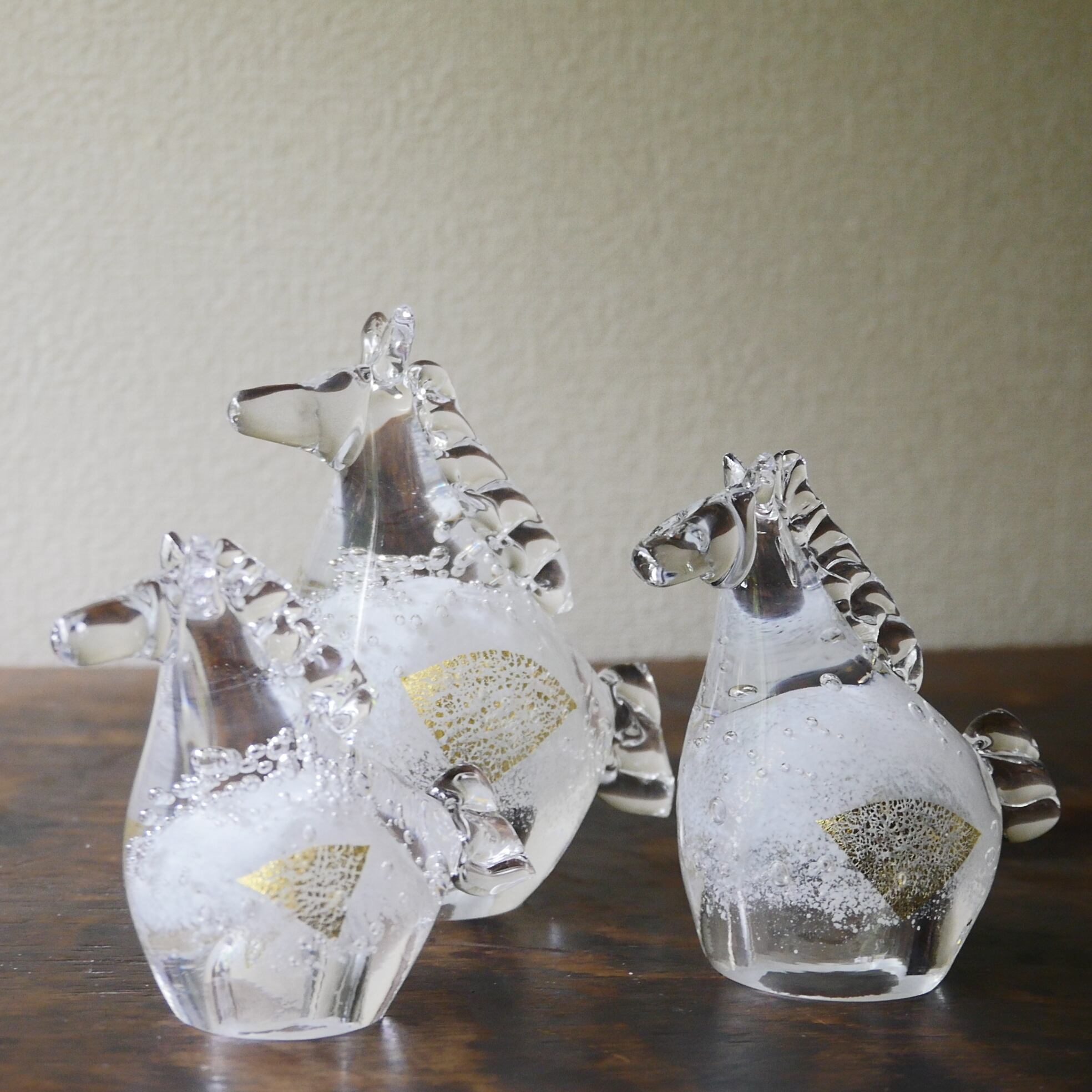 25冬】干支(高さ10cm) ガラス午L 宵馬(パープル) | TSUNE;田中恒子の器