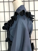 フリルエプロン（白・黒）