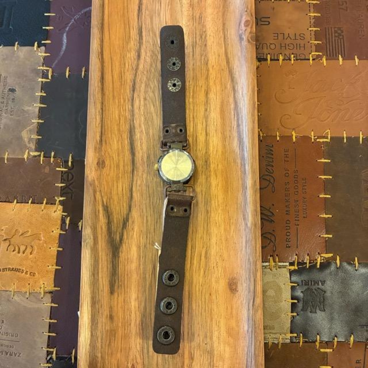 [Made to Order] Brass and Leather Handmade Watch Kaori Alice DBR Made to Order Brass and Leather Handmade Watch Button Operation Dark Brown Wristwatch