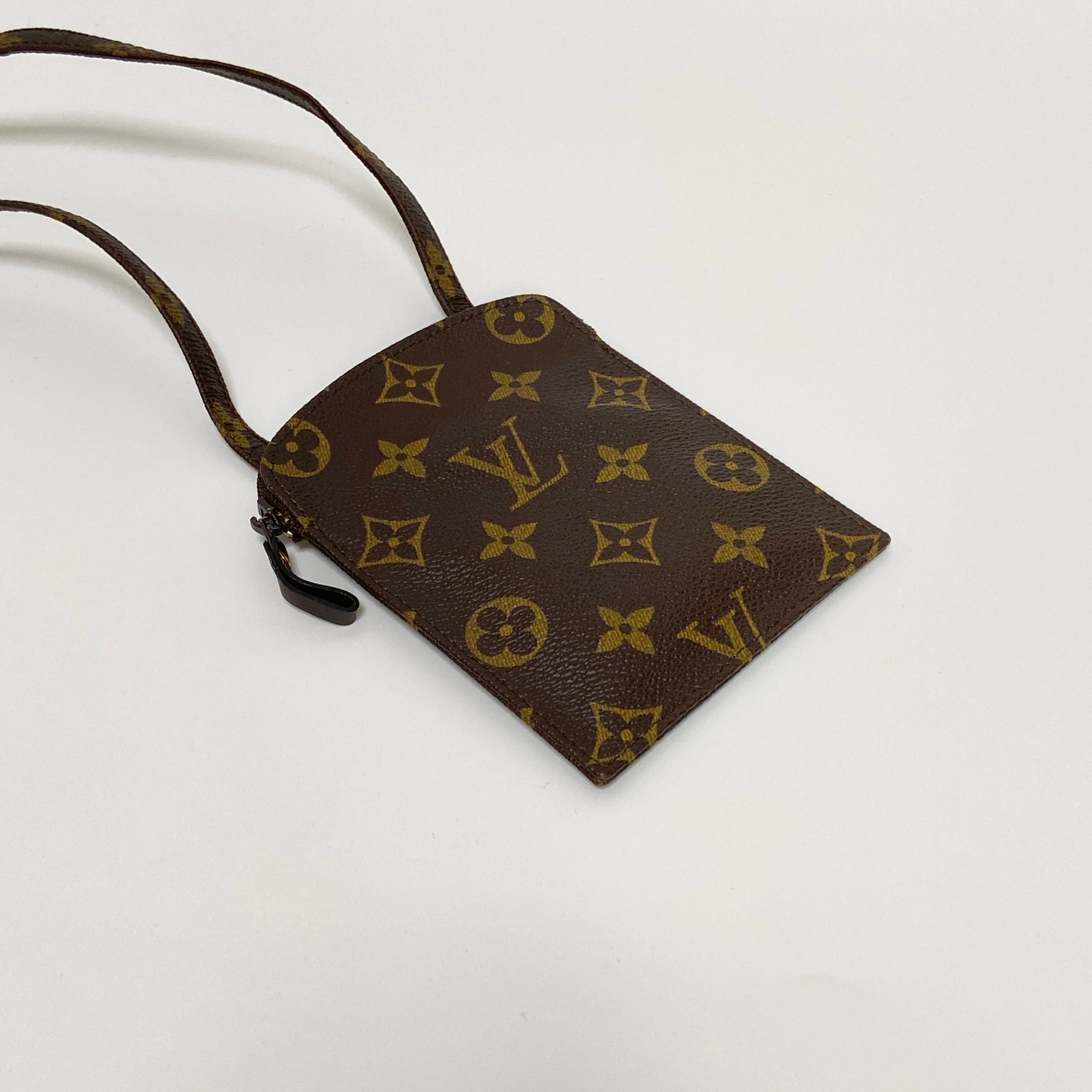 LOUIS VUITTON ルイ・ヴィトン モノグラム ポシェットセクレ 7289