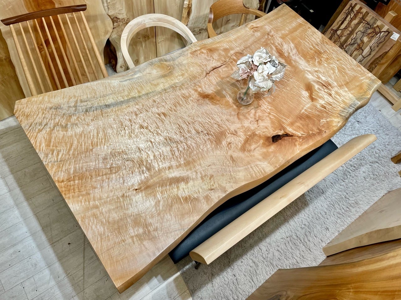 ≪浅草本店≫栃（トチ） 全面縮杢 一枚板 2000×920-940-1030×47 231887