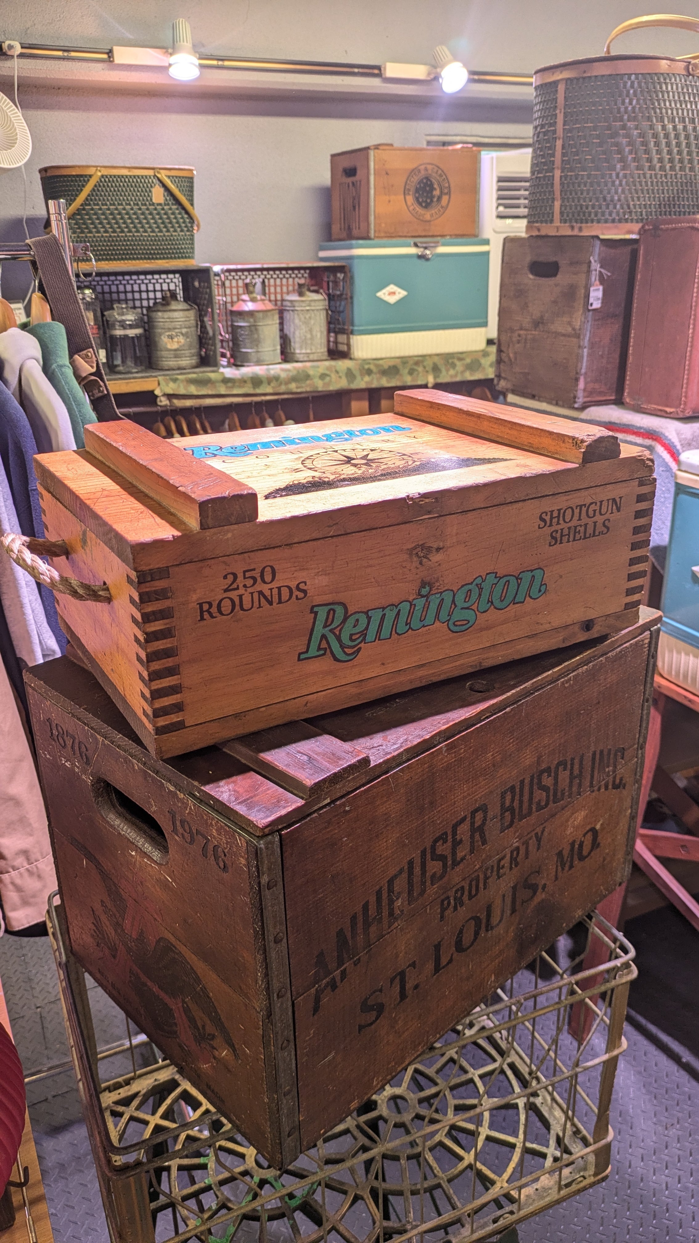 Vintage LUCERNE WireCrate StorageBox Antique Container ビンテージ