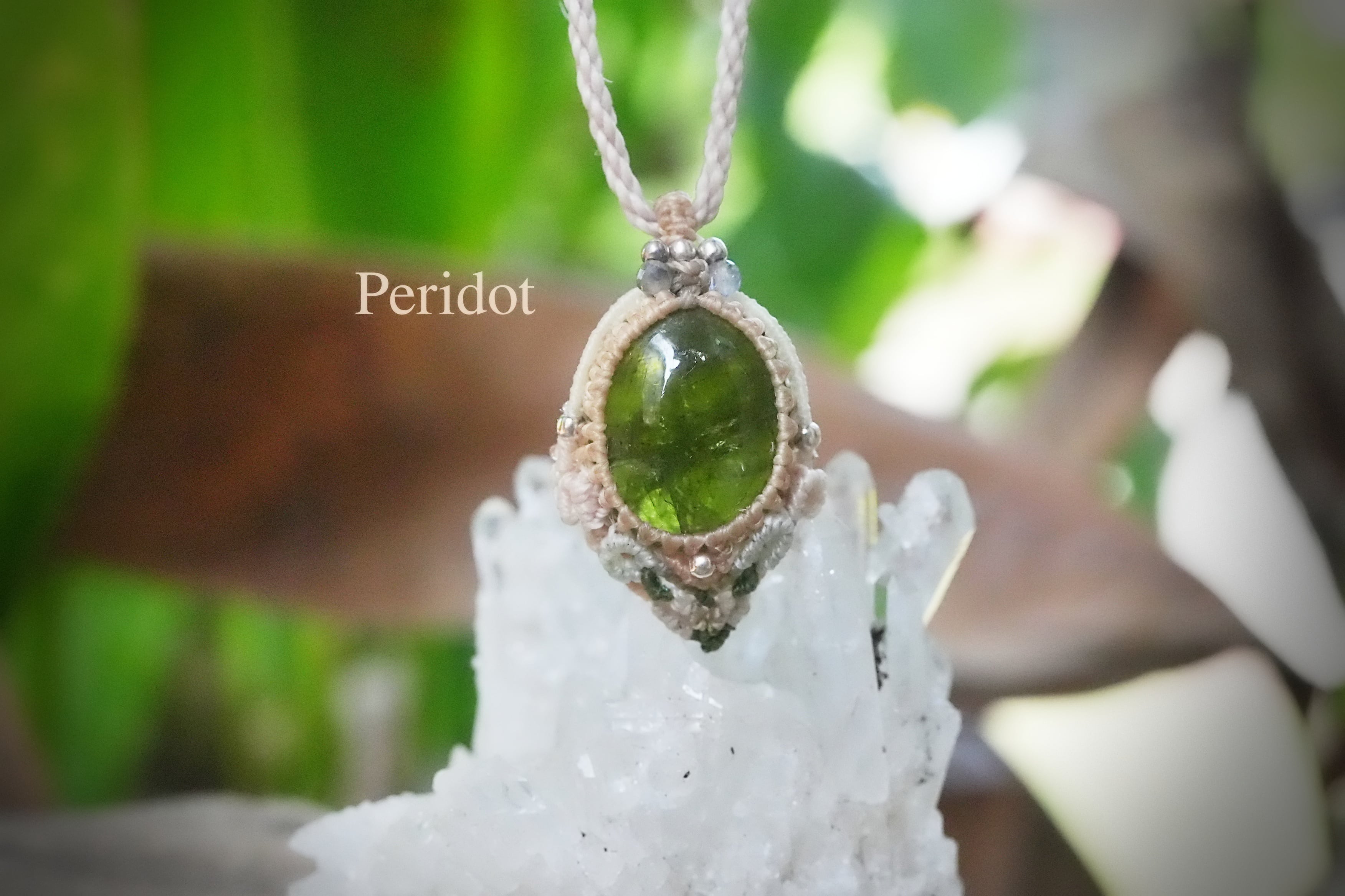 Peridot パキスタン産 21ct マクラメネックレス 2705 | Funky garuda