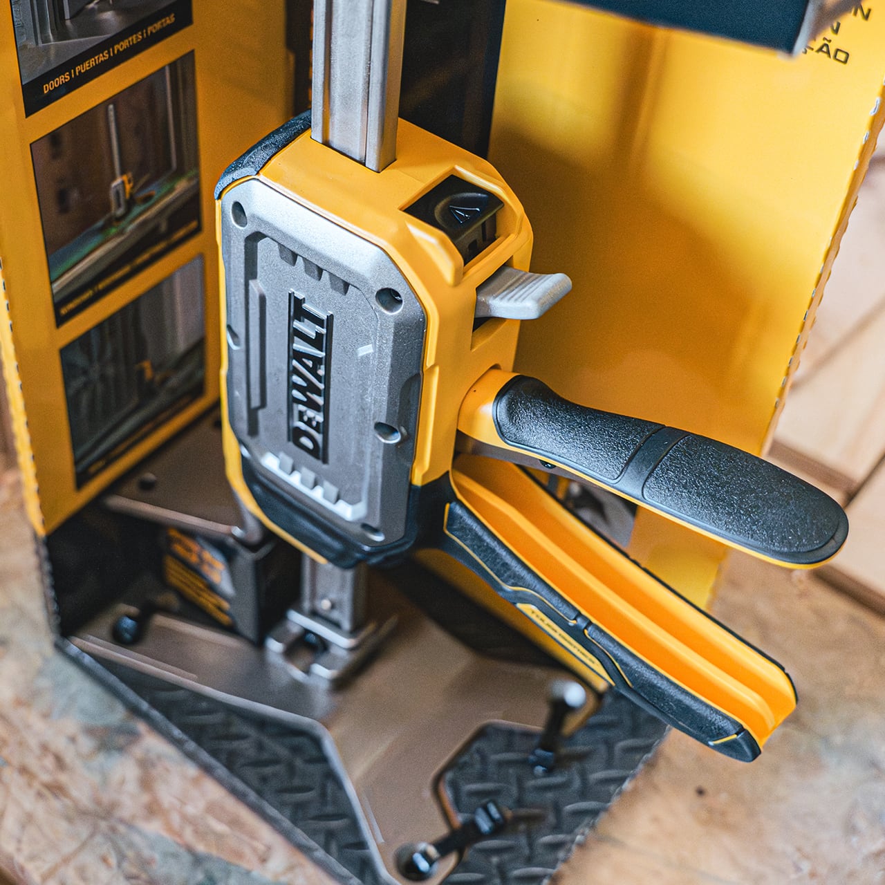 DEWALT／ジャックリフト DWHT83550｜Jack Lift DWHT83550 | WHATNOT