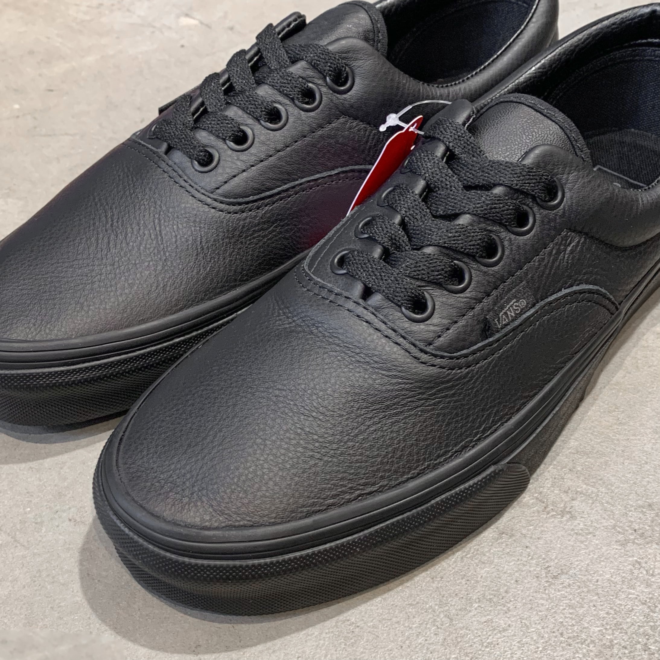 VANS ERA (LEATHER) BLACK MONO (ヴァンズ エラ レザー ブラック モノ)