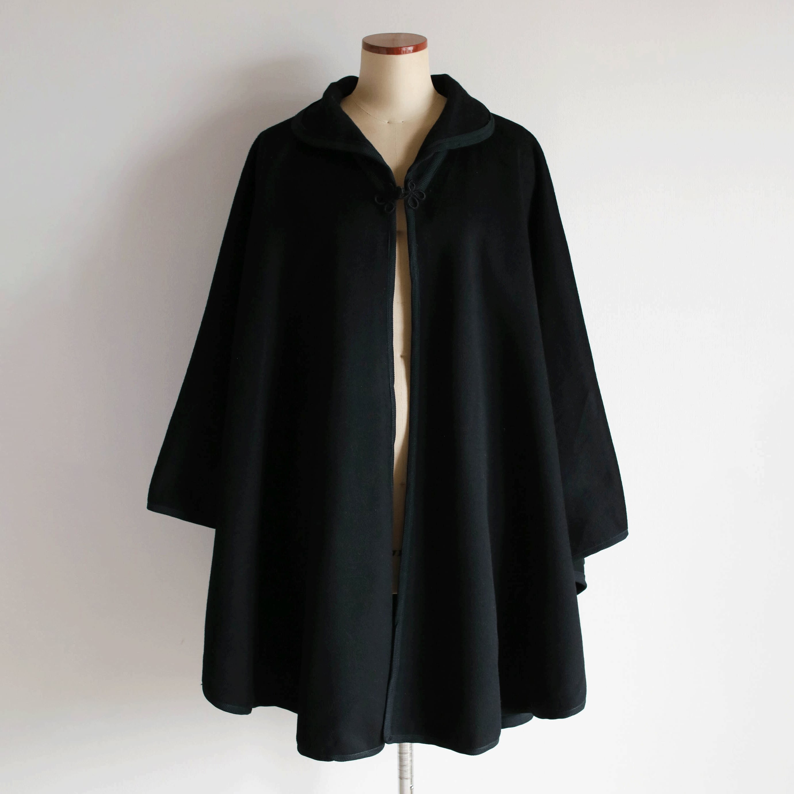 チャイナボタン付きponcho