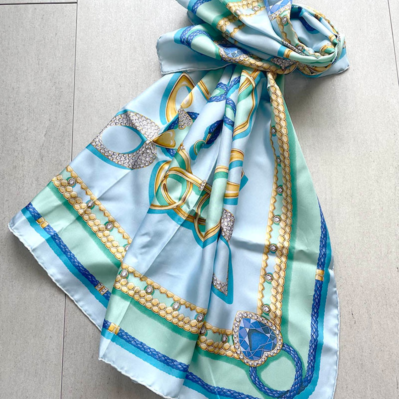 スカーフ　シルクスカーフ　Piaget　ピアジェ　ジュエリーモチーフ　ダイヤモンド 12ACdg41