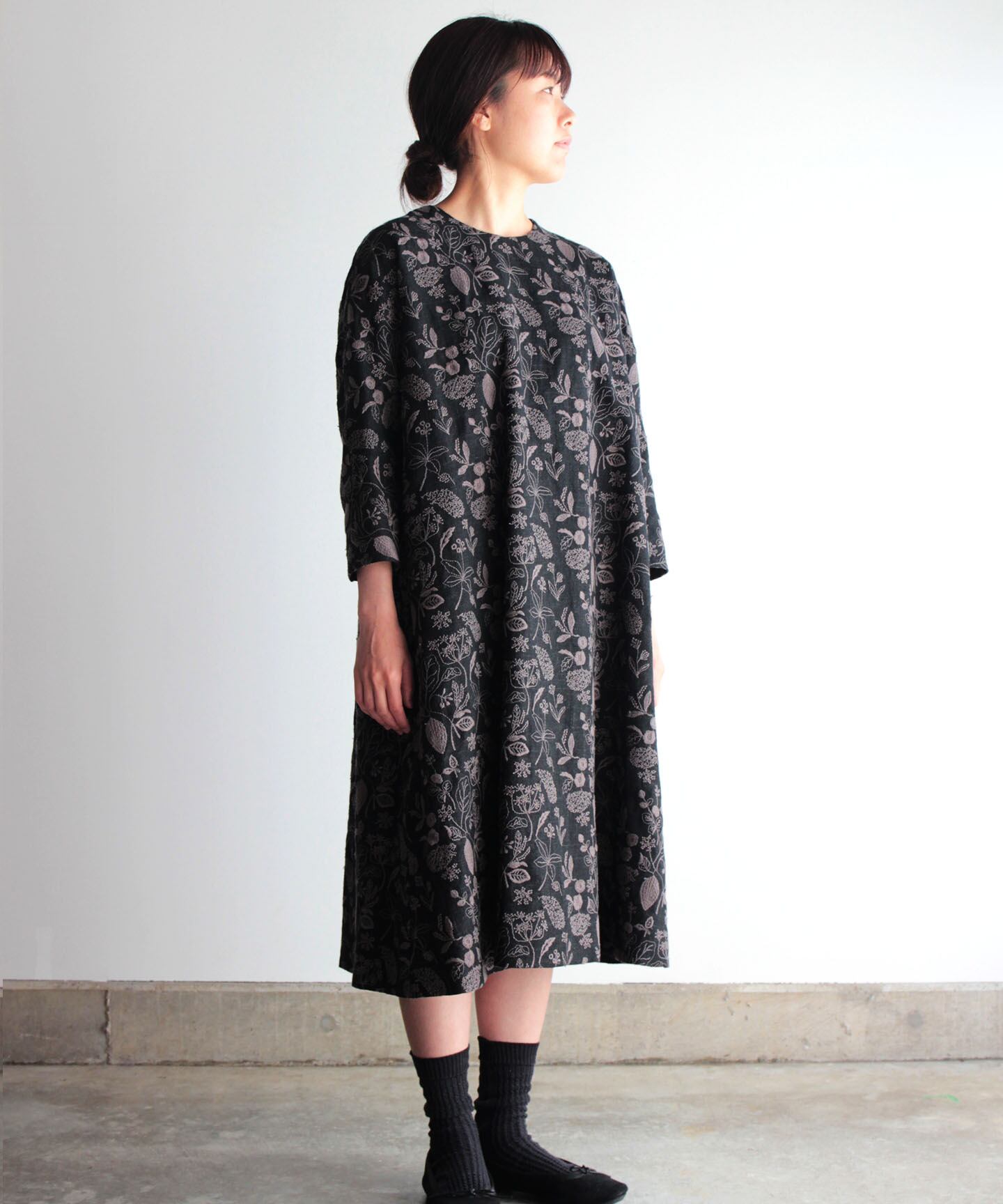 筆記帳刺繍ワンピース Mua604 Muuc Everlasting Sprout 公式オンラインショップ