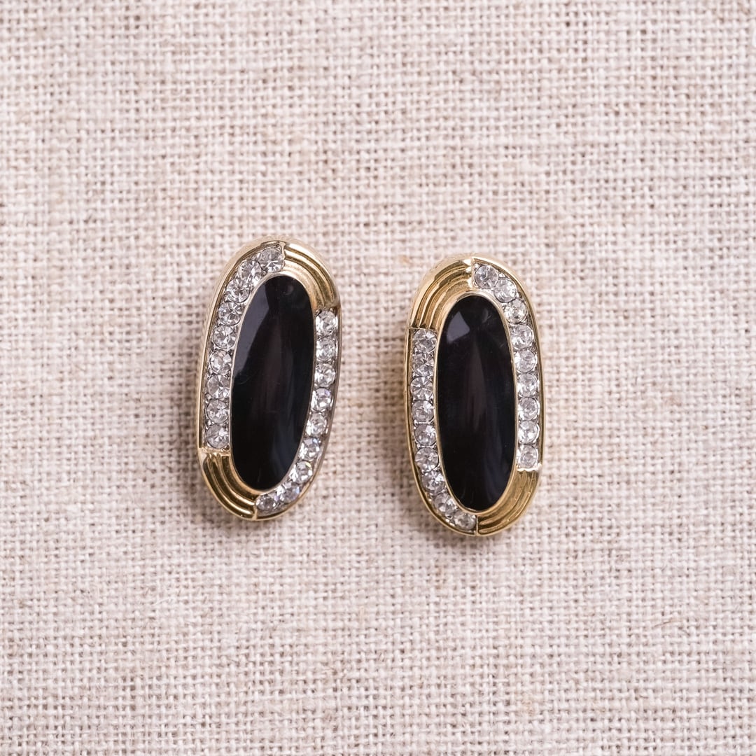 Valentine's Day Marche: Oval motif enamel & rhinestone earrings