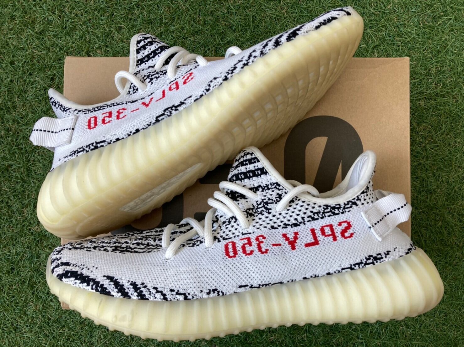 adidas YEEZY BOOST  V2 ZEBRA .5cm CP KE   BRAND