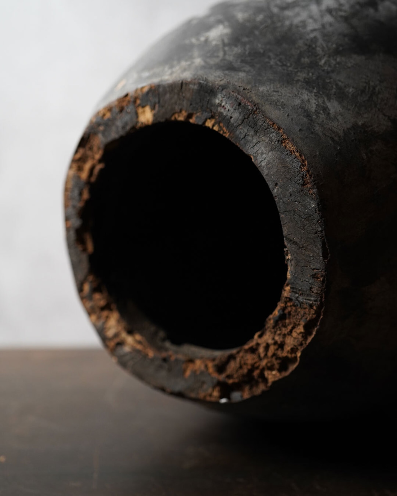 達磨像　木彫墨色塗