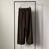 【受注予約：11月上旬入荷予定】アーバンツイルハイウエストタックPT/カーキブラウン