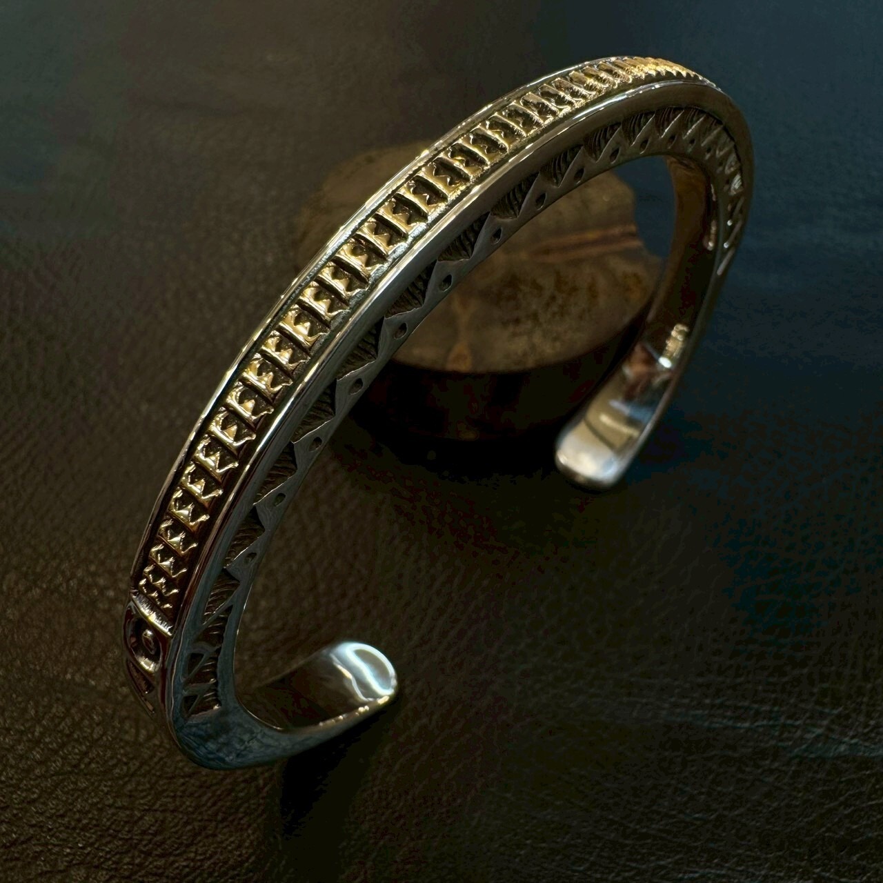 ライルセカテロ(Lyle Secatero) 14Kスクエアバングル Lサイズ - 1