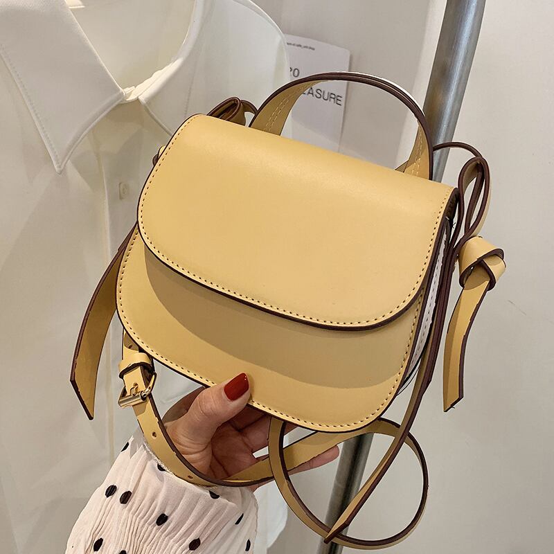 レッド クロスボディ スクウェア Tiancai_Wing_Bag32303832556