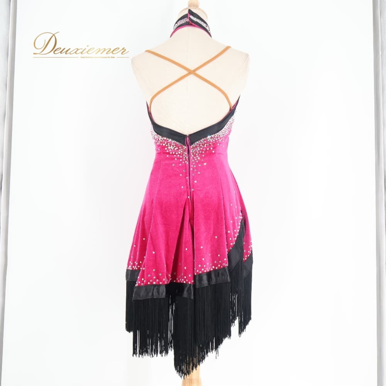 社交ダンス 衣装 Dance fashion design room ドレス ワンピース ラテン ピンク系 パープル系 ブラック系 ピンク 紫 ベロア フリンジ デモ 競技 ダンス パーティ 発表会 かわいい 鮮やか ダンス衣装 コスチューム ステージ 舞台 きらきら かっこいい