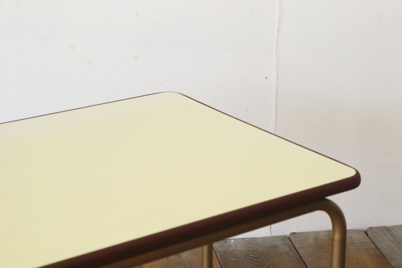 レトロ 幼稚園 センターテーブル ローテーブル 机 展示台 ディスプレイ レトロ 幼稚園 センターテーブル ローテーブル 机 展示台 ディスプレイ センターテーブル・ローテーブル
