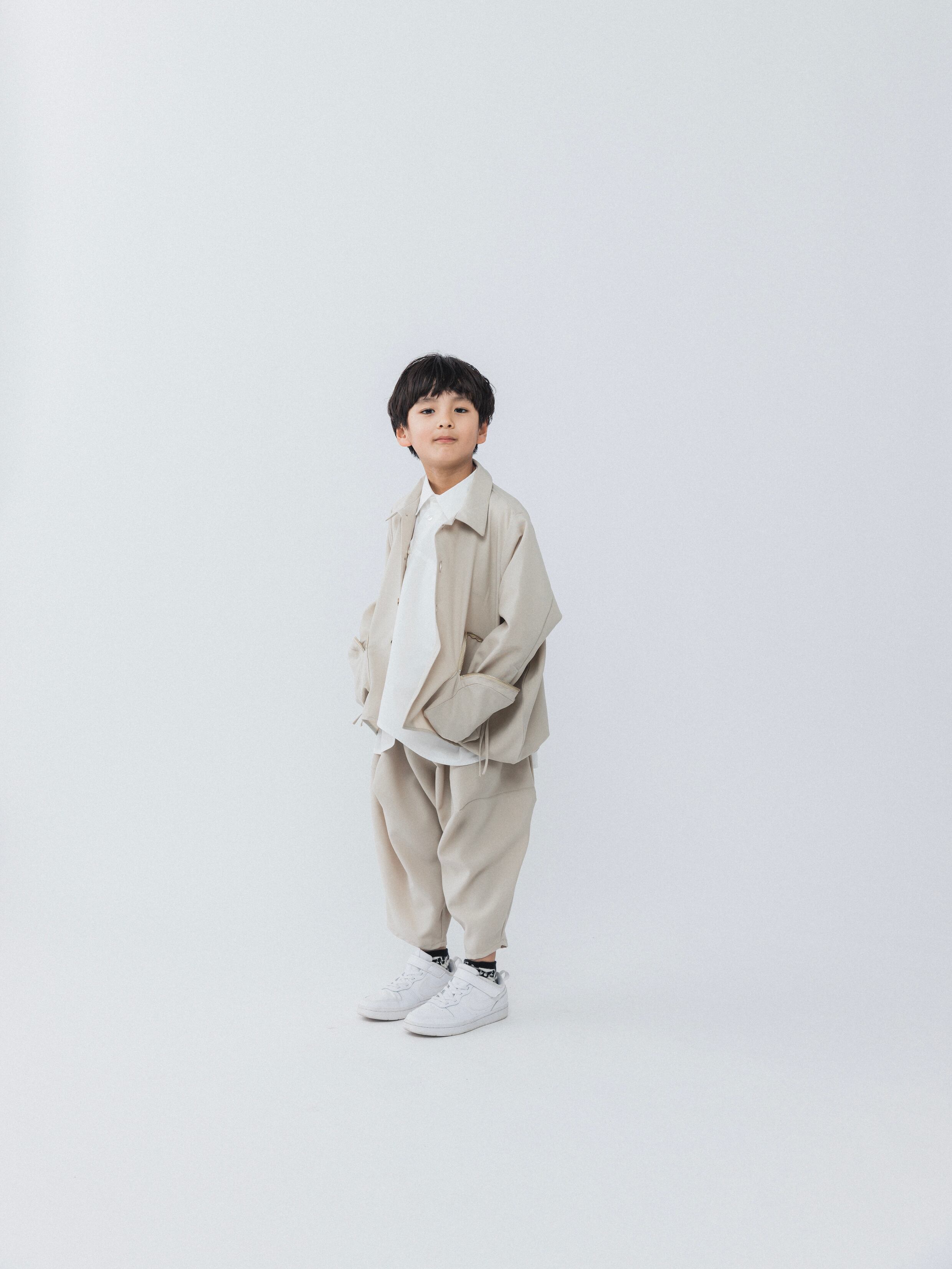 nunuform ジップサークルシャツ&ポインテッドパンツ125