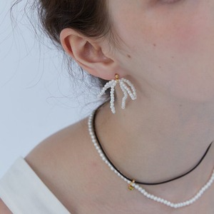 pearl ribbon earrings　J00331