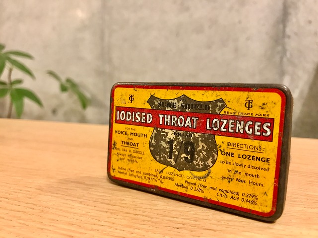 ビンテージ スクエア缶 "LOZENGES" アクセサリー入れ