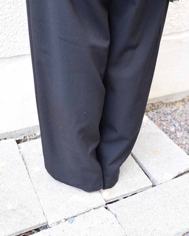 【Y's】hip design straight slacks