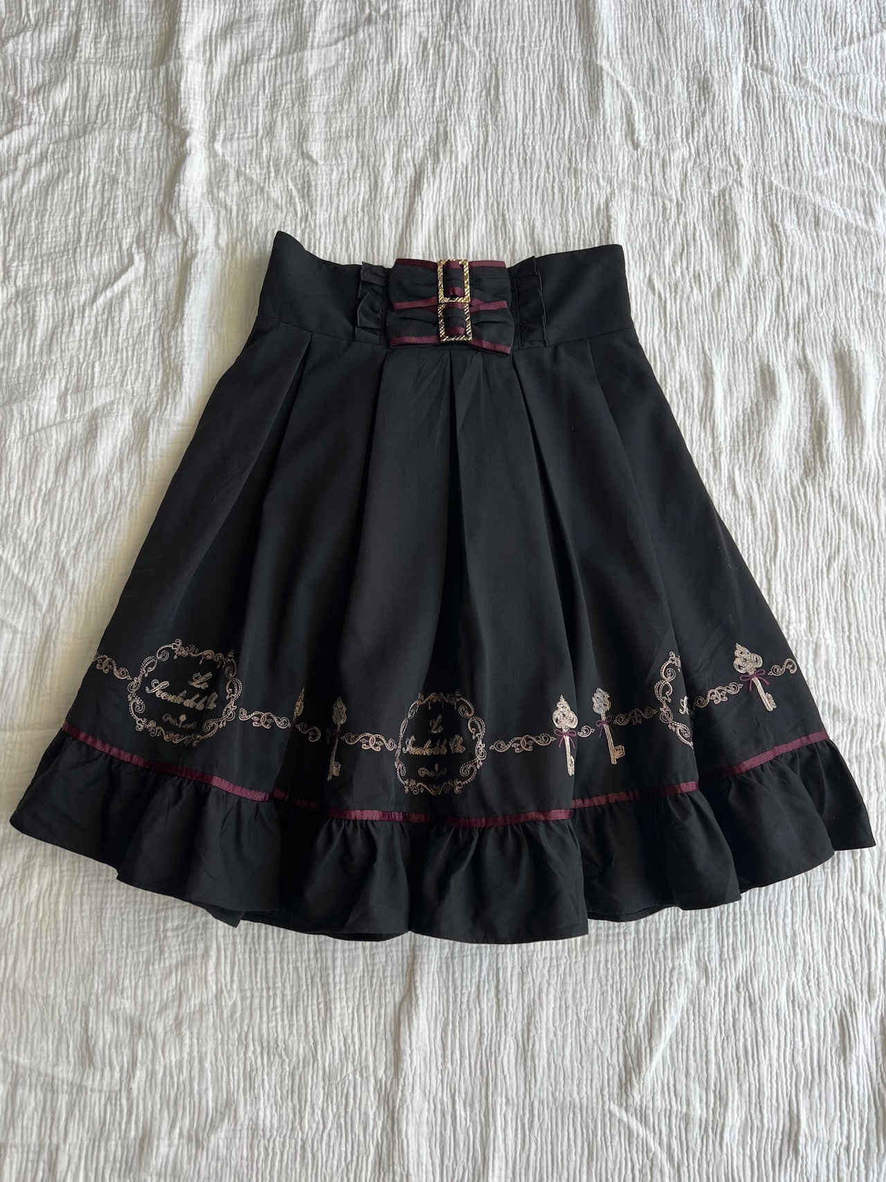 "00s Brand" Gothic Ribbon Pleated Skirt