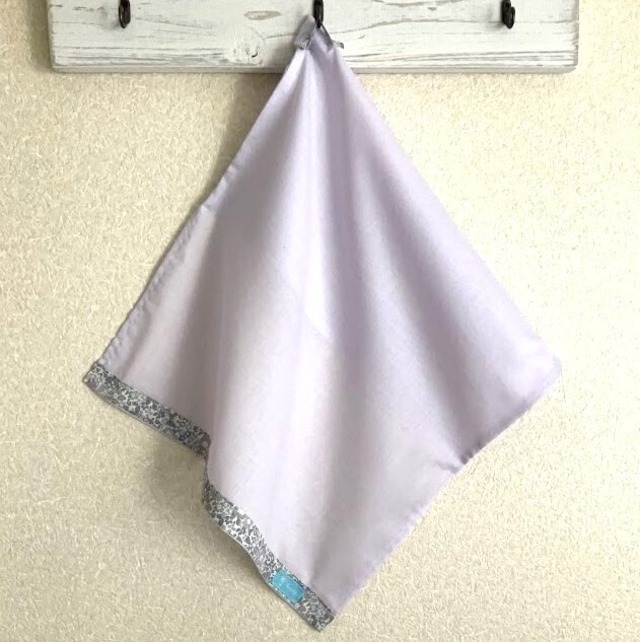 お着替えフェイスカバー【綿ローン×リバティプリント＜Michelle＞(ミッシェル)【ラベンダー】