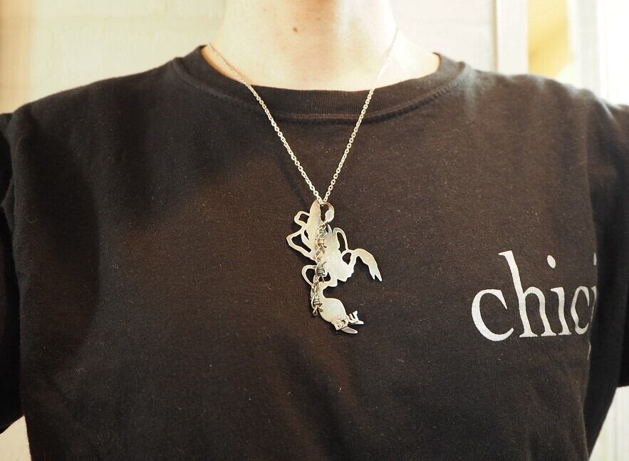 大日本プロレス公式グッズ 猛毒サソリネックレス（シルバー