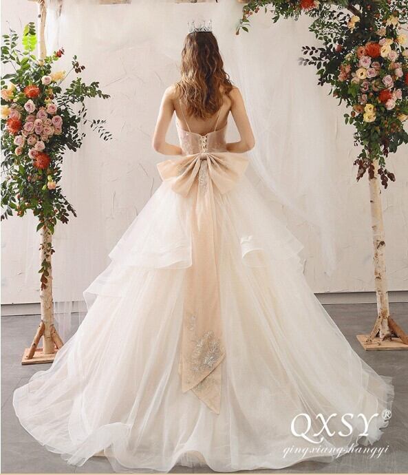 豪華！ ウエディングドレス シャンパン色 キャミソール ミニトレーン