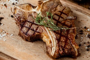 カステッロ ディ ブローリオ キアンティ クラッシコ グランセレツィオーネ／CASTELLO DI BROLIO Chianti Classico DOCG Gran Selezione（F51）