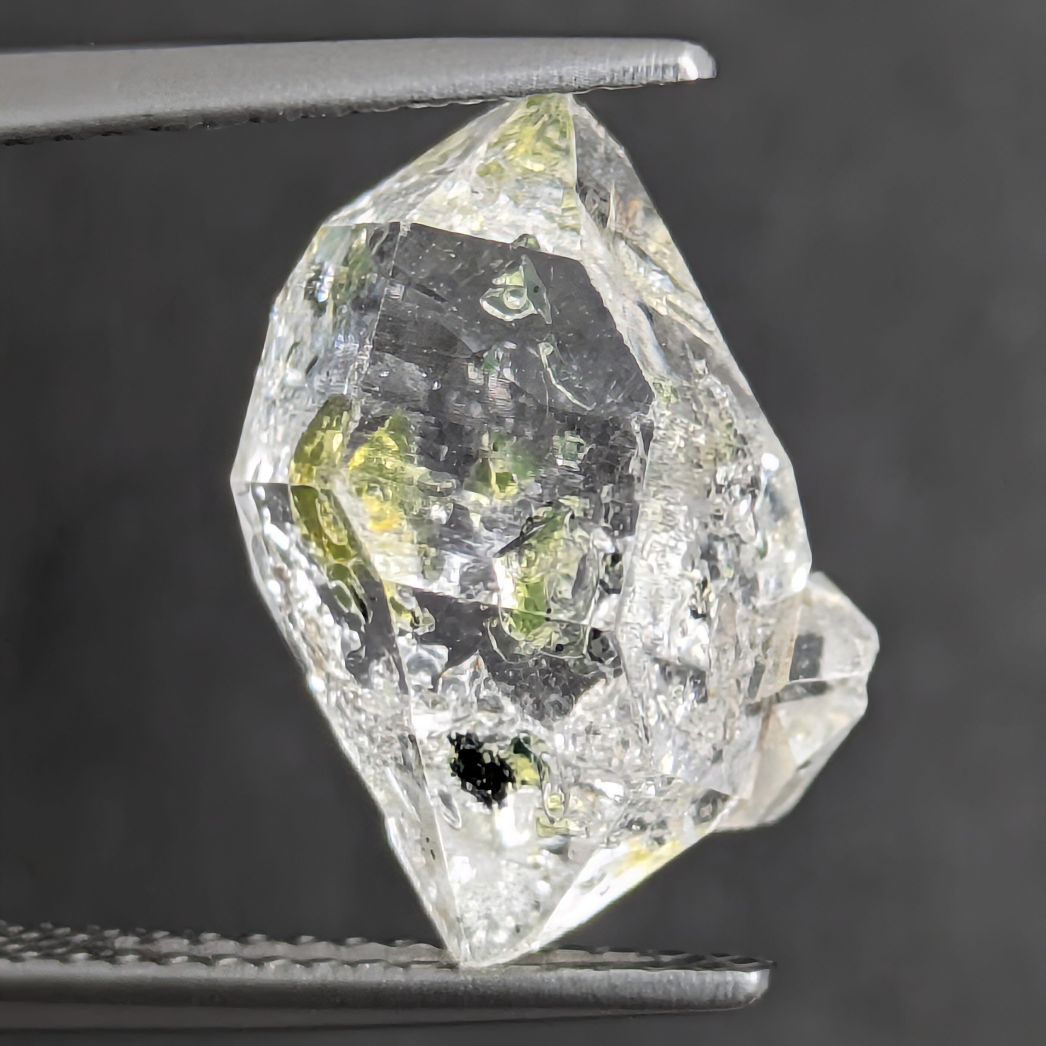 オイル・イン・クォーツ原石 パキスタン産【5.51ct】PRO209499 | Gem's