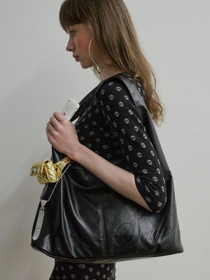 [SCULPTOR] Everyday Hobo Bag Black 正規品 韓国ブランド 韓国通販 韓国代行 韓国ファッション スカルプター 日本 店舗