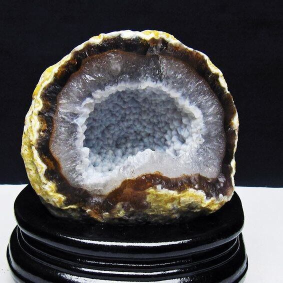 アゲート ジオード 原石 置物 台座付属 瑪瑙 メノウ 晶洞 一点物 181-4186