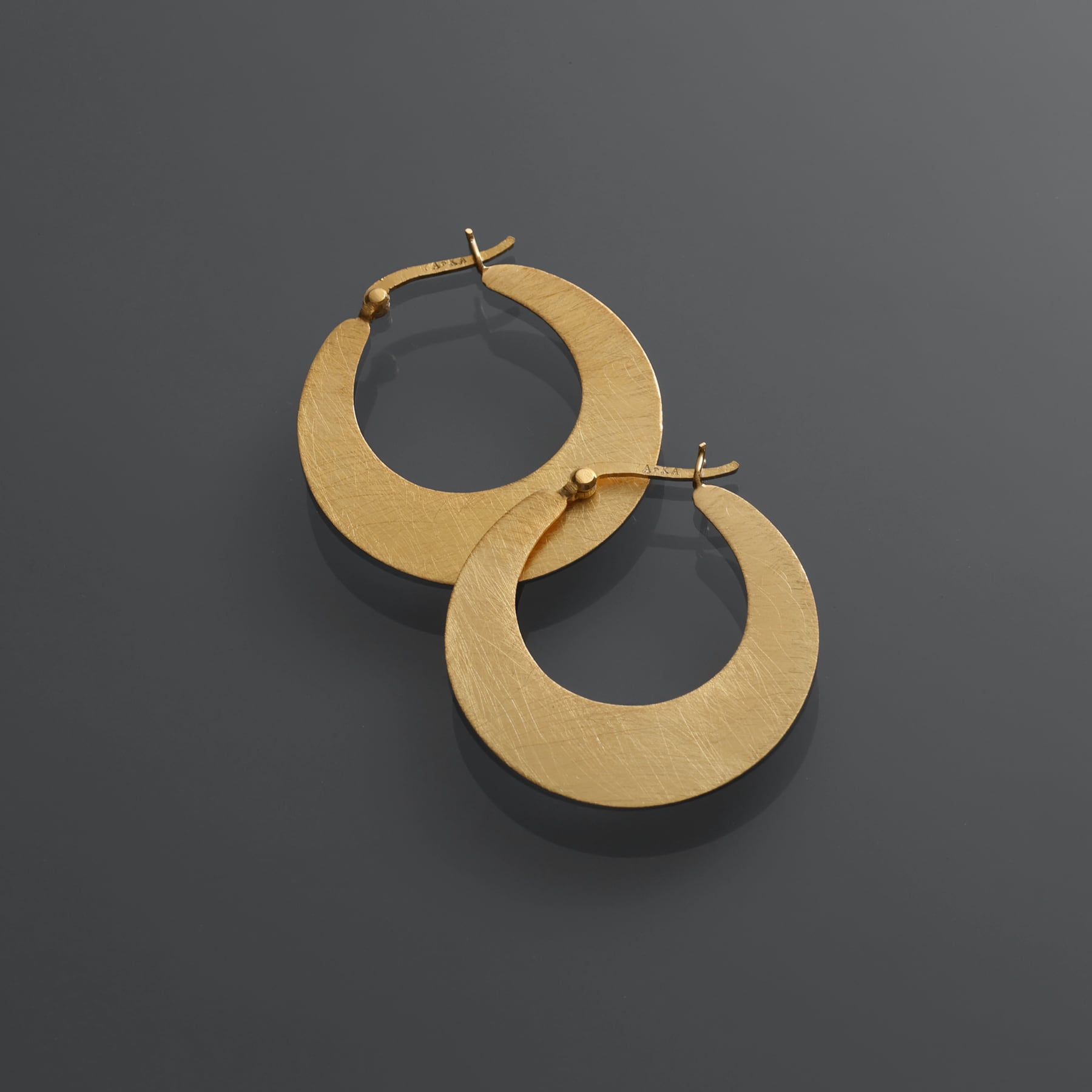 pierce | YArKA official