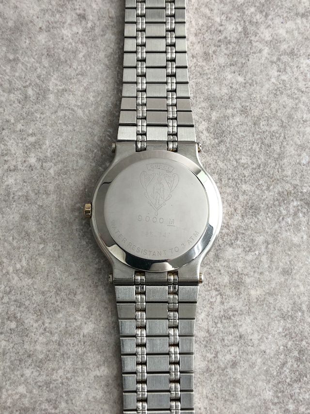 GUCCI グッチ 腕時計 シルバー×ゴールド ロゴ ステンレススチール 9000M vintage ヴィンテージ オールド devypm